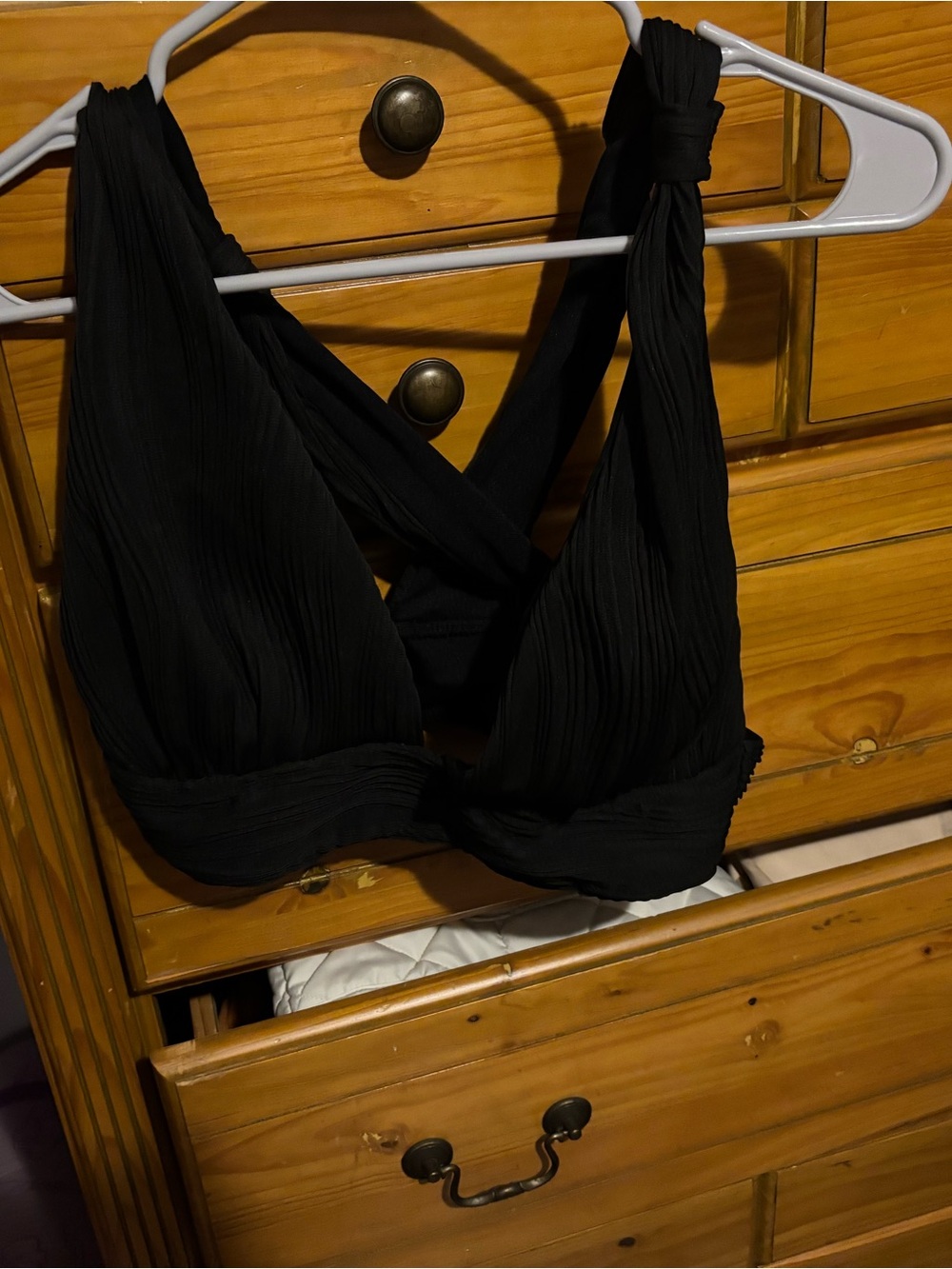 Black Pleated Halter swimsuit top- Women size XL - Picture 2 of 3